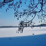 Przystan * Jeziorowskie