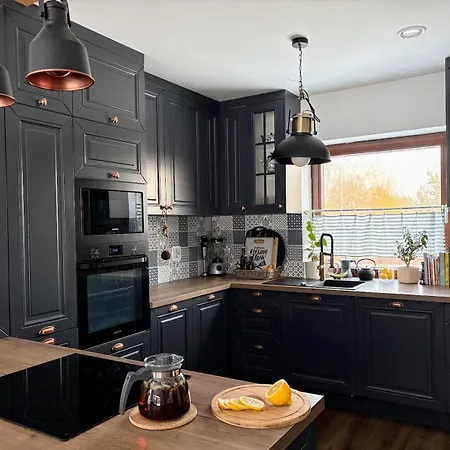 Przystan * Jeziorowskie